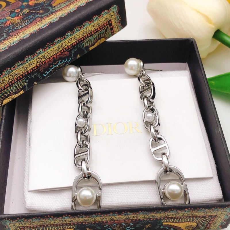 chr1st1an D10r earrings